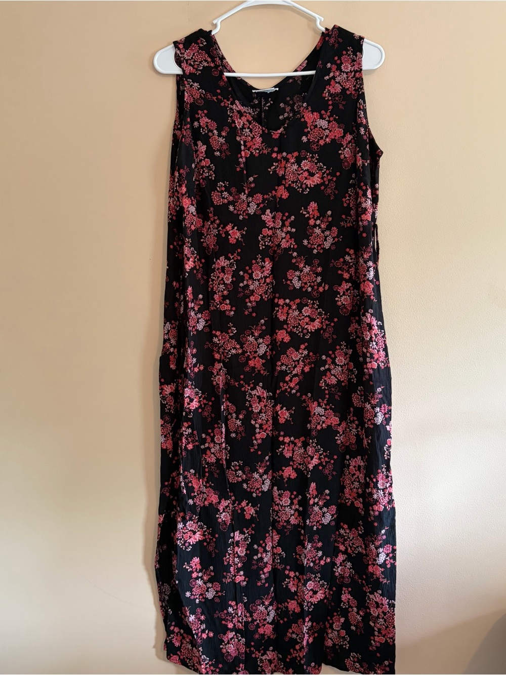 90s Y2K vintage Sleeveless Black Dress with Pink Floral Print